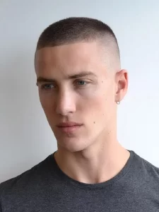Potongan rambut buzz cut fade